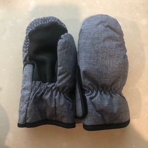 Snow mittens